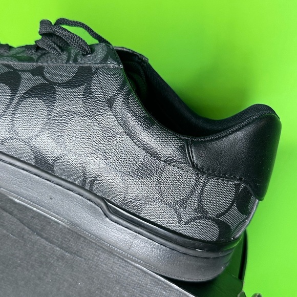 Coach men’s shoes, size 13 - Picture 3 of 10